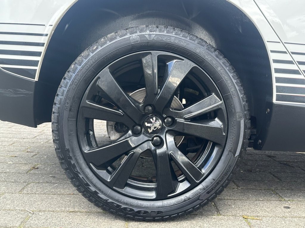 Used Peugeot 2008 2015 for sale - 77904686: Photo 41