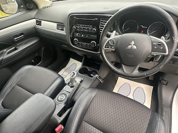 Used Mitsubishi Outlander 2015 for sale - 79187233: Photo