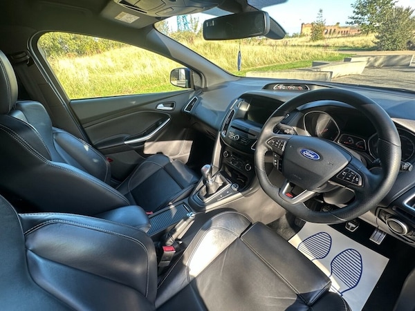 Used Ford Focus 2017 for sale - 75998334: Photo 19