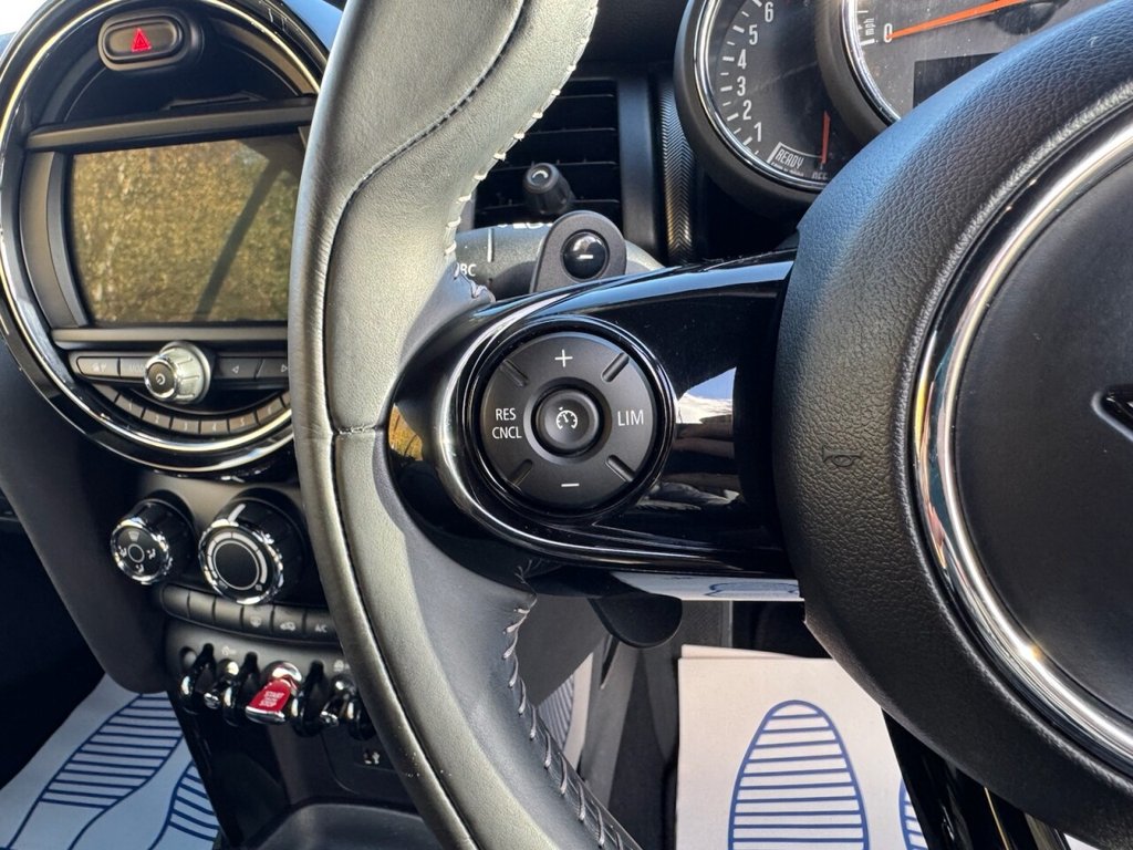 Used MINI Convertible 2019 for sale - 76453974: Photo 27