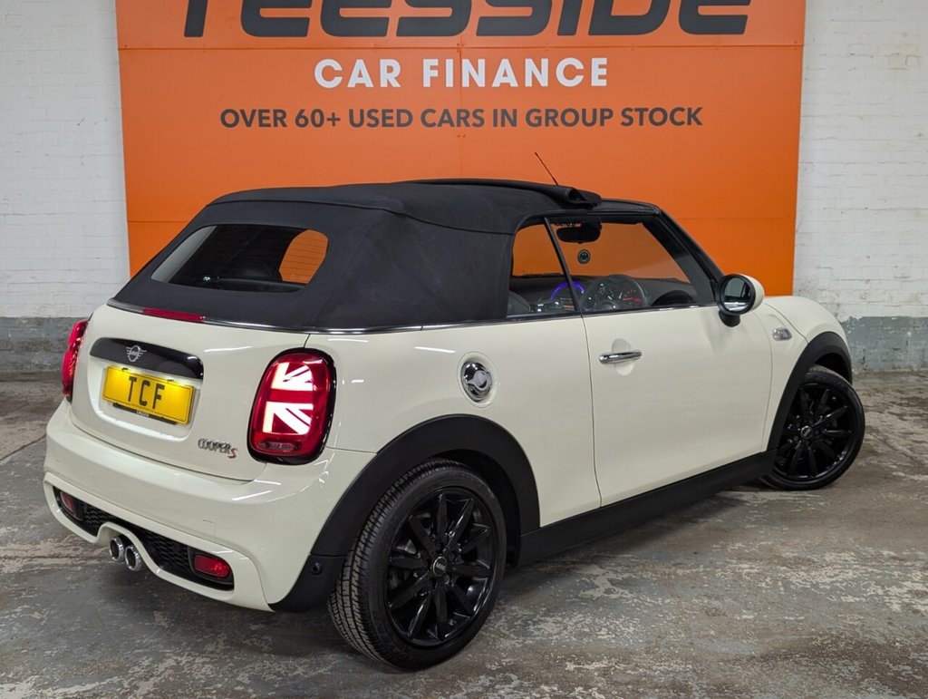 Used MINI Convertible 2019 for sale - 76453974: Photo 3