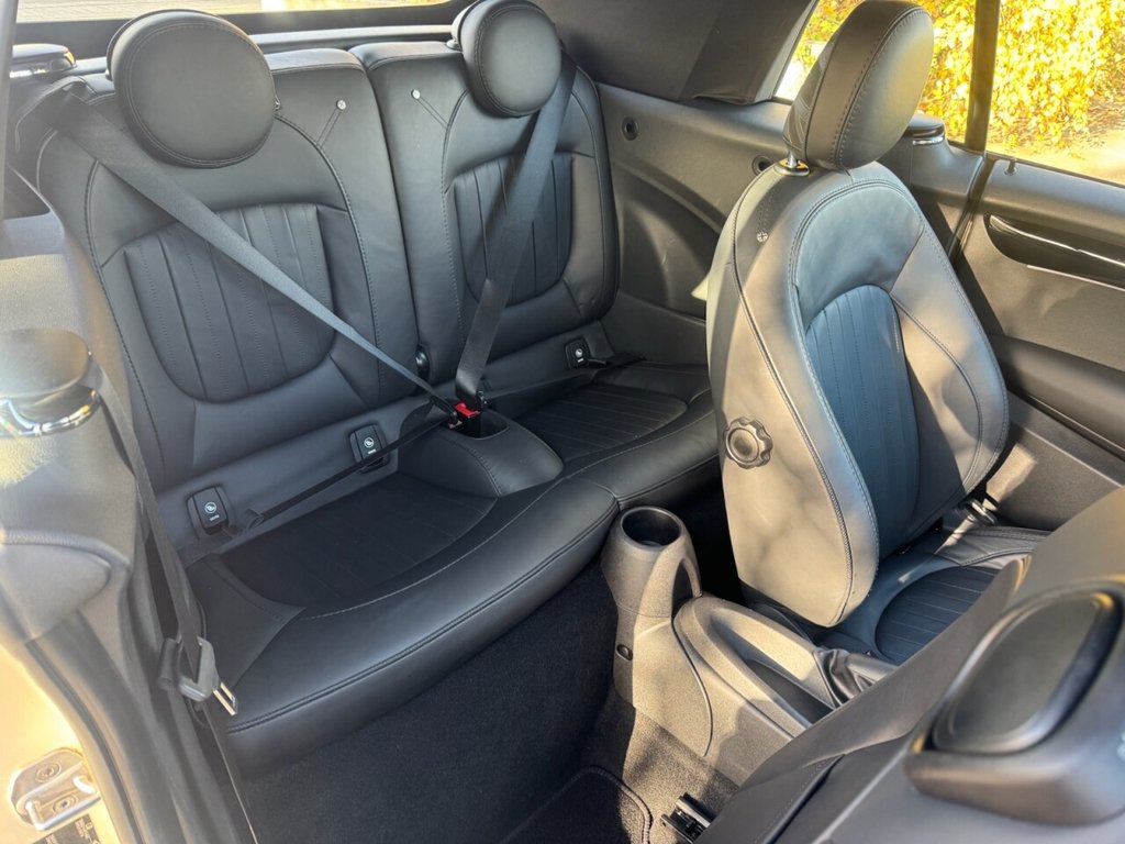 Used MINI Convertible 2019 for sale - 76453974: Photo 34