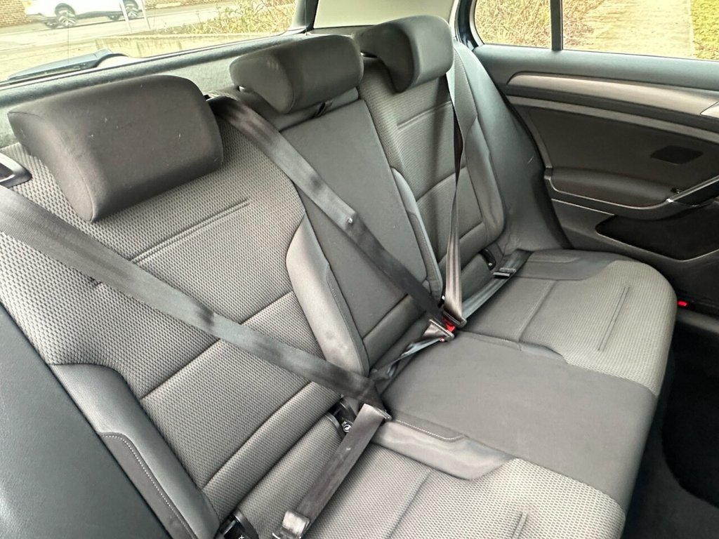 Used Volkswagen Golf 2017 for sale - 77594571: Photo 3