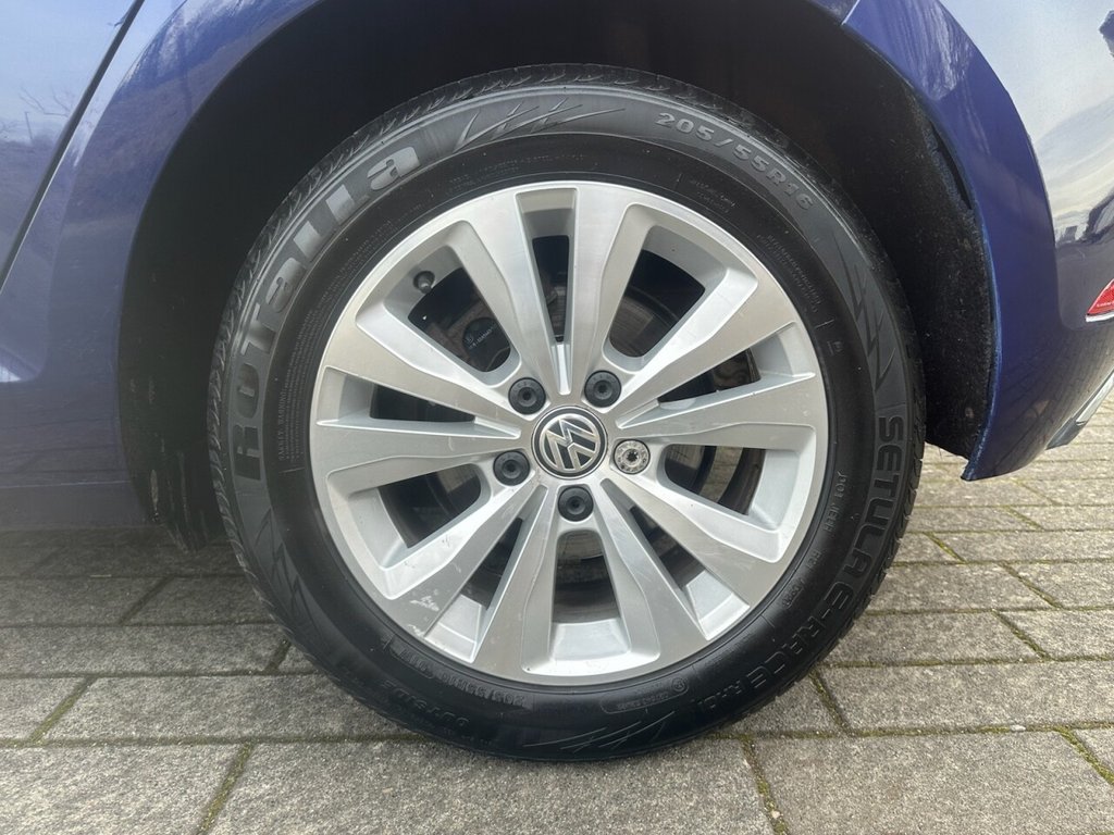 Used Volkswagen Golf 2017 for sale - 77594571: Photo 31
