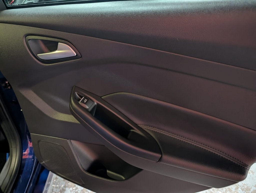 Used Ford Focus 2015 for sale - 78134260: Photo 34