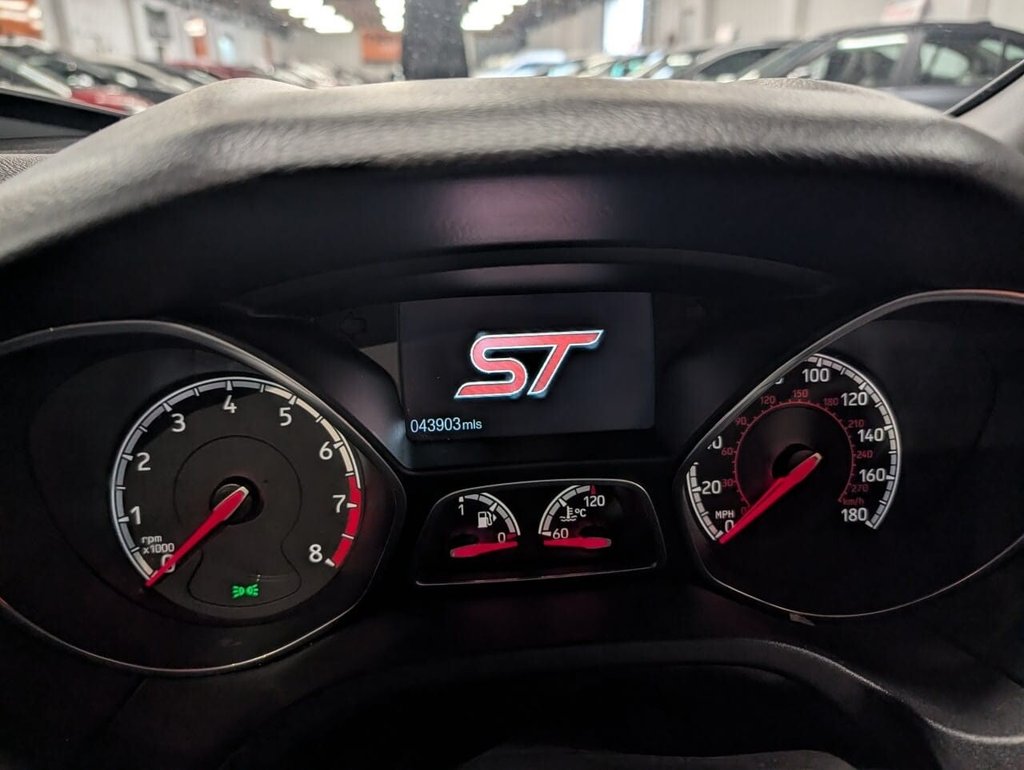 Used Ford Focus 2015 for sale - 78134260: Photo 44