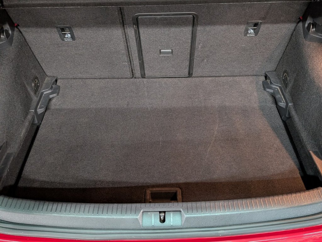 Used Volkswagen Golf 2014 for sale - 76386622: Photo 19