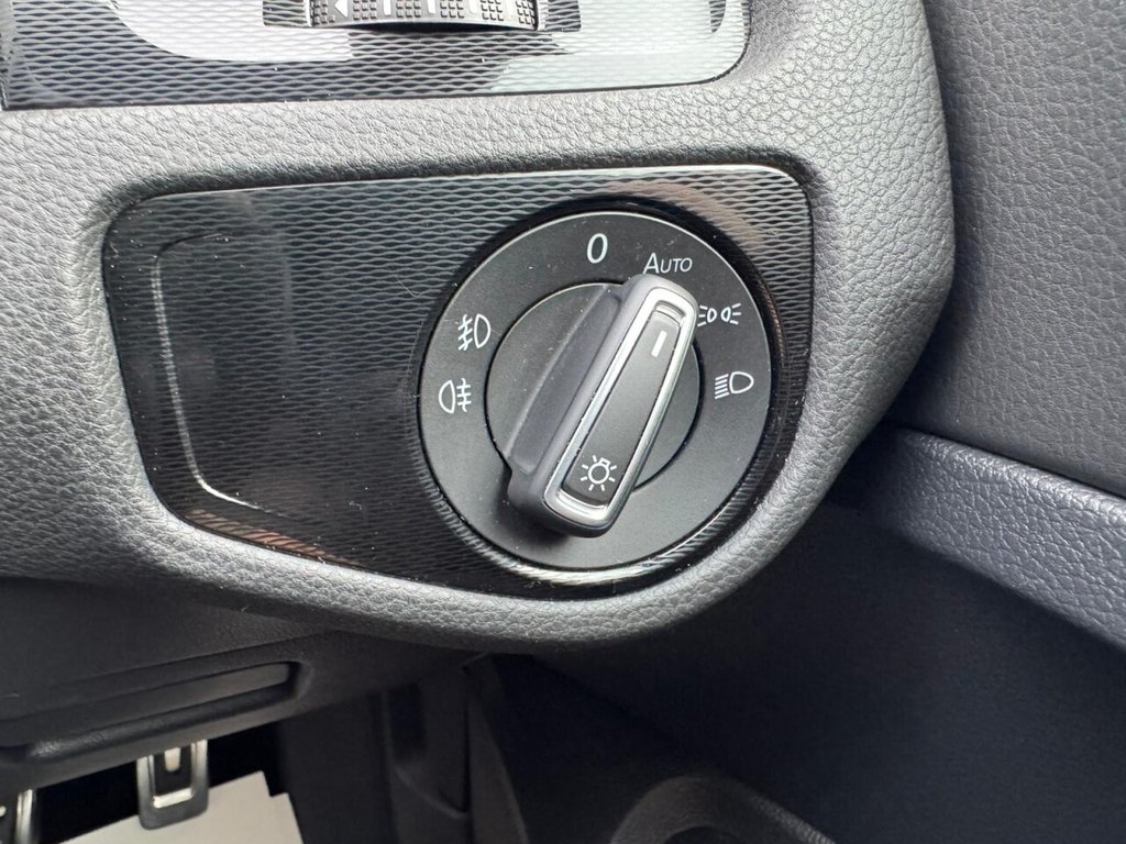 Used Volkswagen Golf 2014 for sale - 76386622: Photo 36