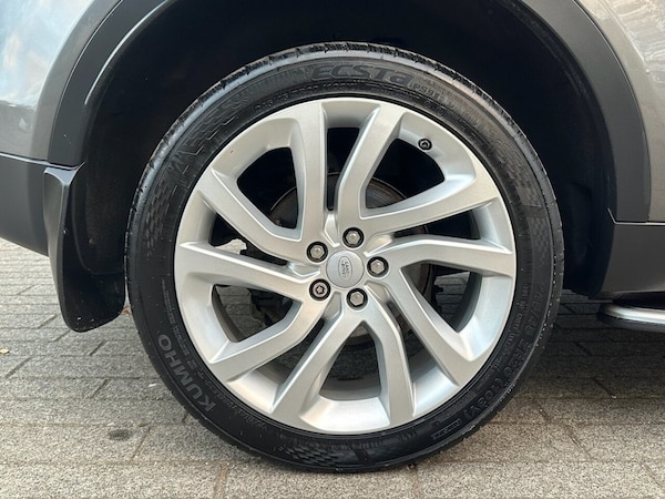 Used Land Rover Discovery Sport 2016 for sale - 76291567: Photo 42