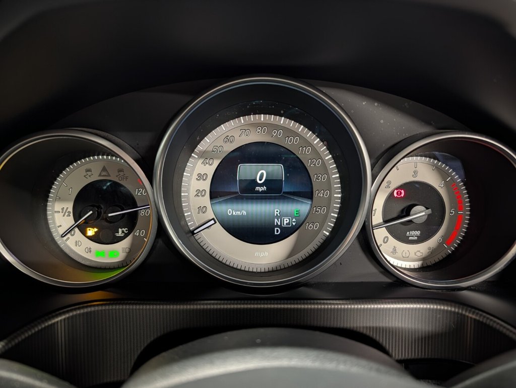 Used Mercedes-Benz E Class 2014 for sale - 78124027: Photo 45