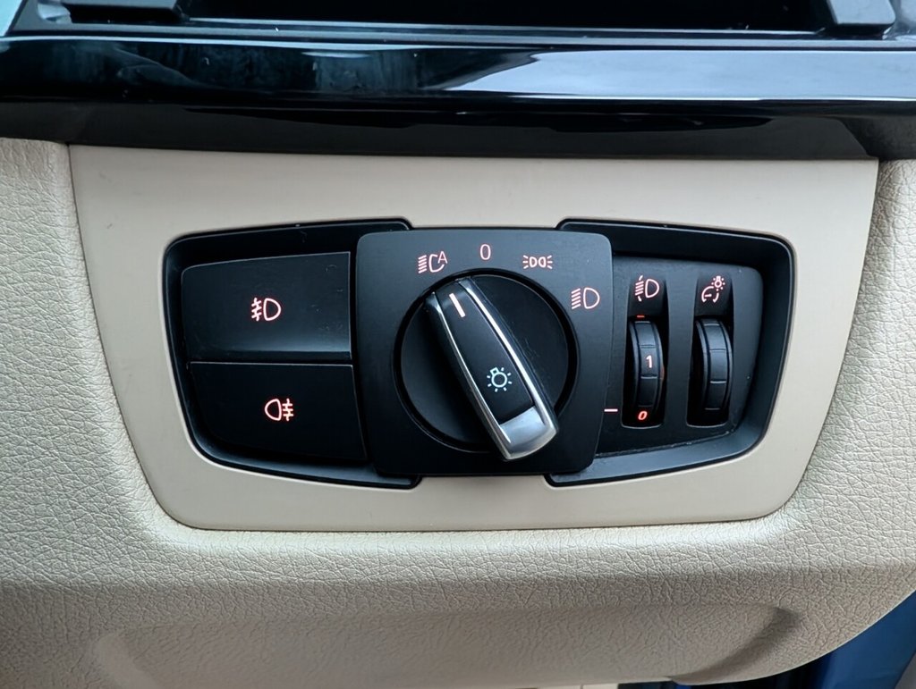 Used BMW 3 Series 2014 for sale - 77507945: Photo 30