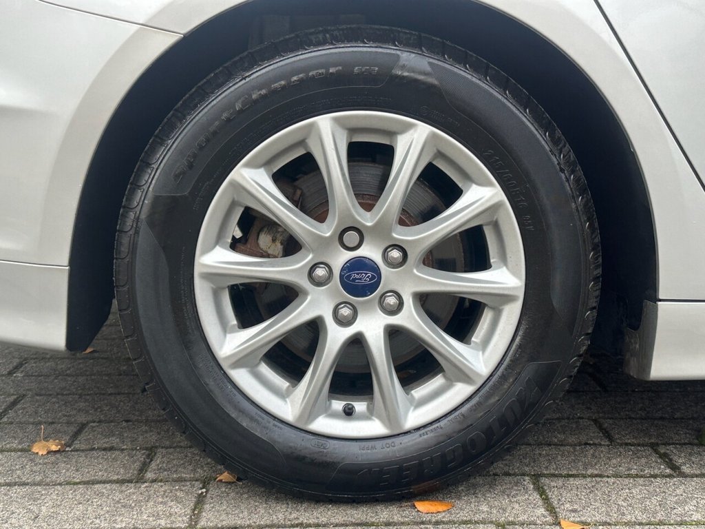 Used Ford Mondeo 2015 for sale - 76496896: Photo 40