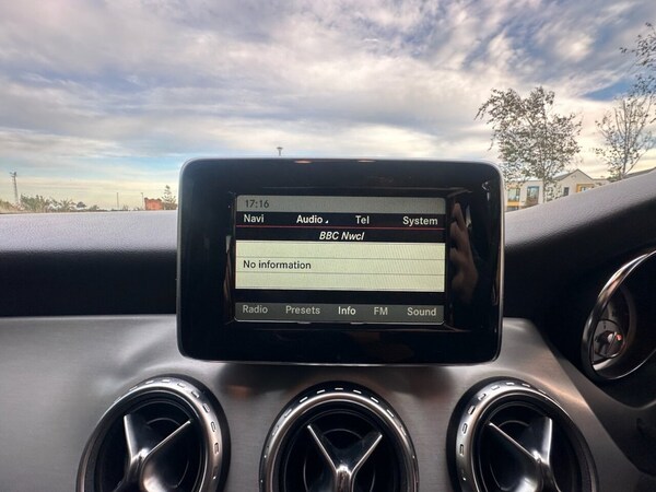 Used Mercedes-Benz GLA 2015 for sale - 76235623: Photo 28