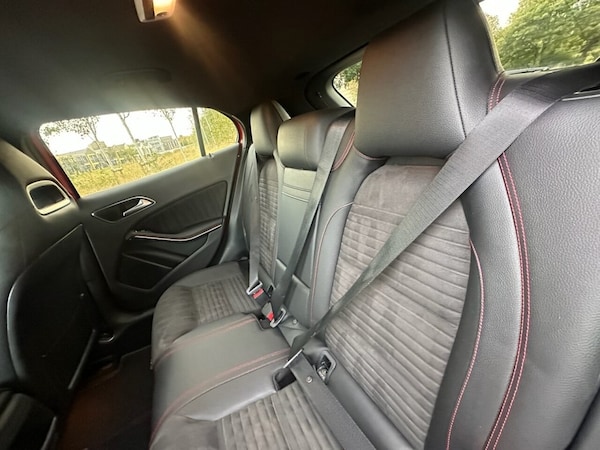 Used Mercedes-Benz GLA 2015 for sale - 76235623: Photo 32