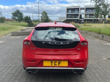 Used Volvo V40 2015 for sale - 78896930: Photo