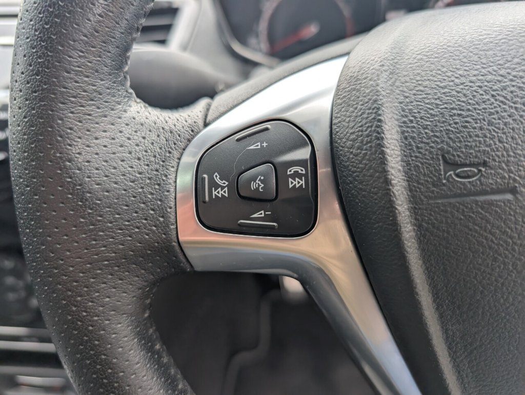 Used Ford Fiesta 2016 for sale - 76092547: Photo 45