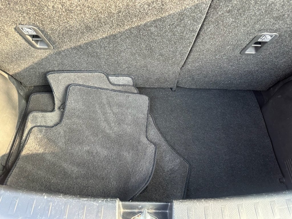 Used Suzuki Swift 2013 for sale - 77764669: Photo 11