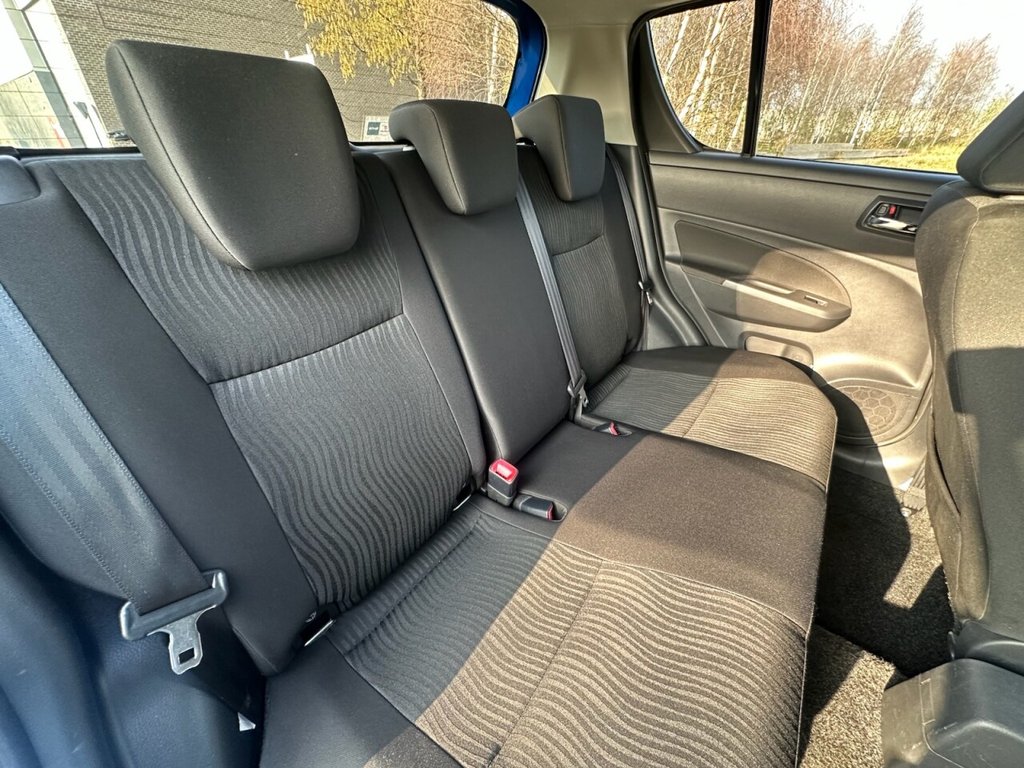 Used Suzuki Swift 2013 for sale - 77764669: Photo 3