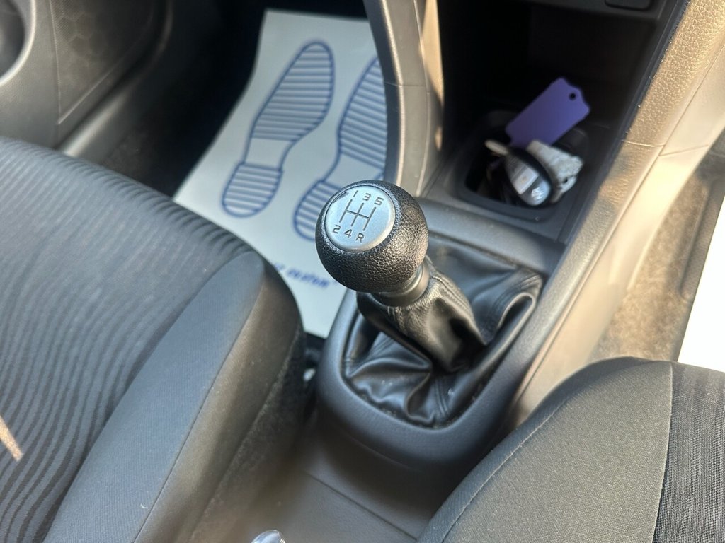 Used Suzuki Swift 2013 for sale - 77764669: Photo 9