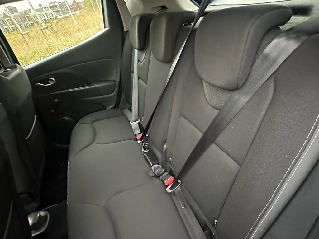 Used Renault Clio 2019 for sale - 76711419: Photo 27