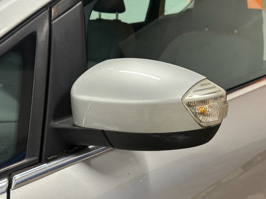 Used Ford C-Max 2014 for sale - 76132375: Photo 16