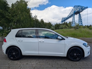 Used Volkswagen Golf 2017 for sale - 78886952: Photo