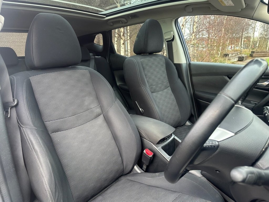 Used Nissan Qashqai 2015 for sale - 77188329: Photo 18