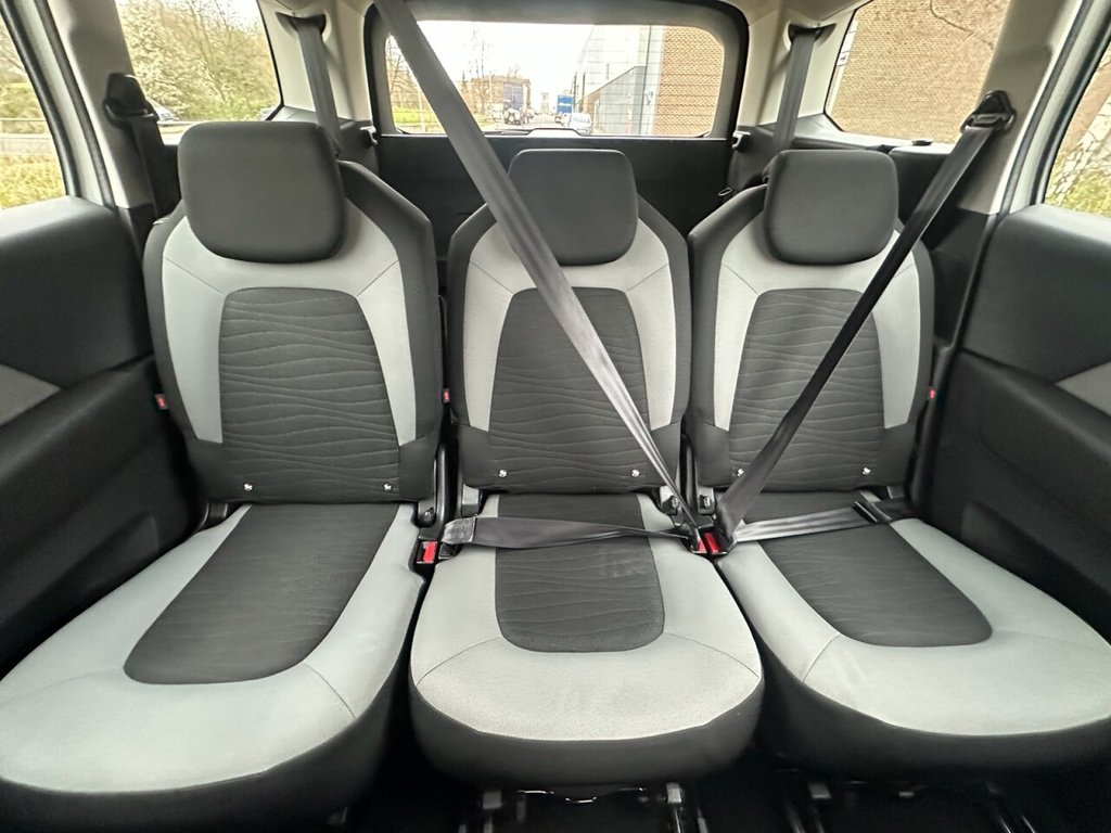 Used Citroen Grand C4 Picasso 2015 for sale - 78068736: Photo 34