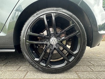 Used Volkswagen Golf 2016 for sale - 78919098: Photo