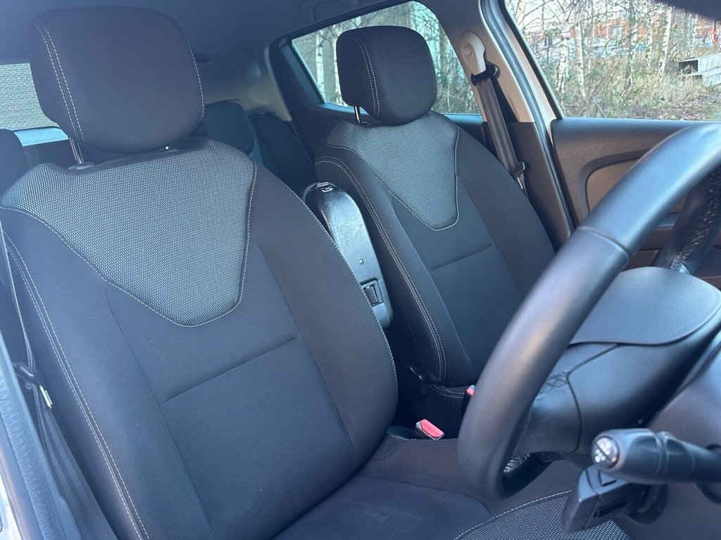 Used Renault Clio 2019 for sale - 77313485: Photo 25