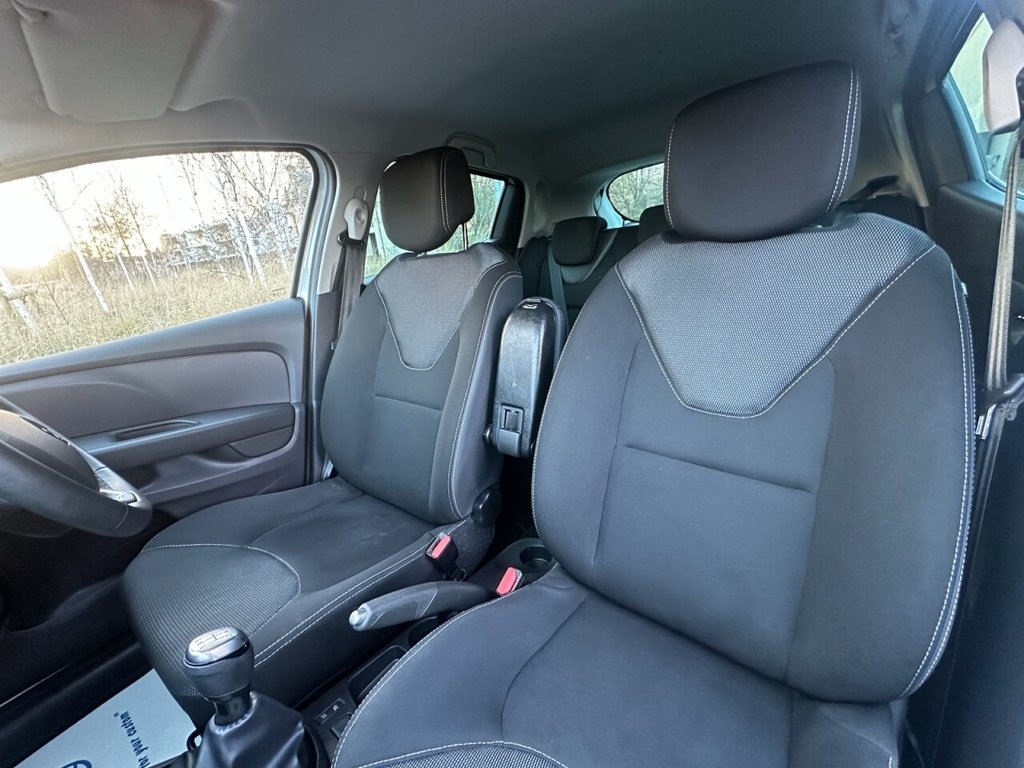 Used Renault Clio 2019 for sale - 77313485: Photo 39