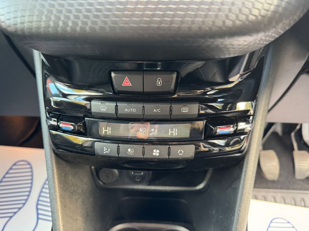 Used Peugeot 2008 2017 for sale - 76386645: Photo 25