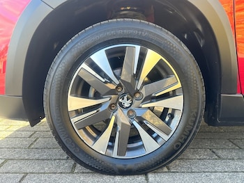 Used Peugeot 2008 2017 for sale - 76386645: Photo