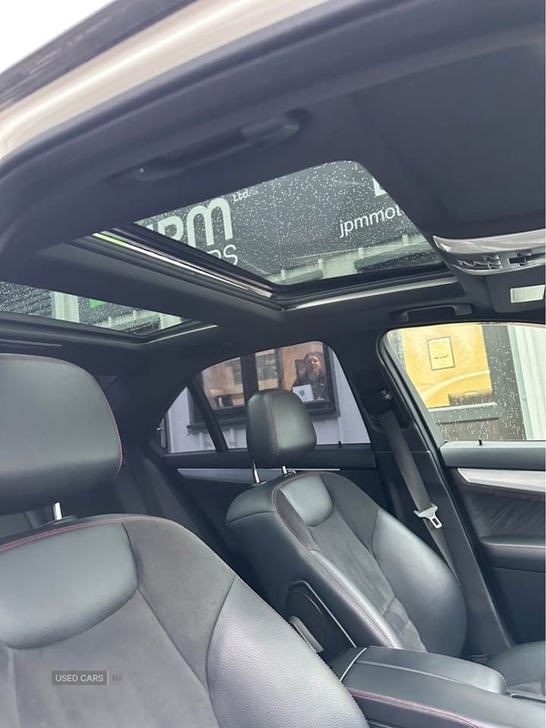 Used Mercedes-Benz E Class 2013 for sale - 77854783: Photo 8