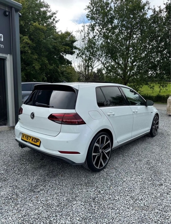 Used Volkswagen Golf 2017 for sale - 76729243: Photo 2