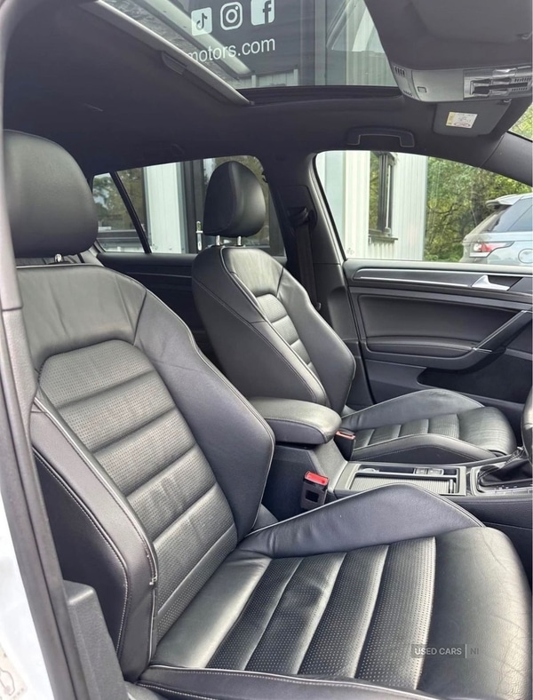 Used Volkswagen Golf 2017 for sale - 76729243: Photo 8