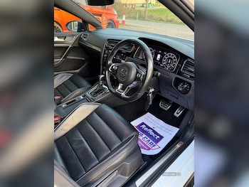 Used Volkswagen Golf 2017 for sale - 78220524: Photo