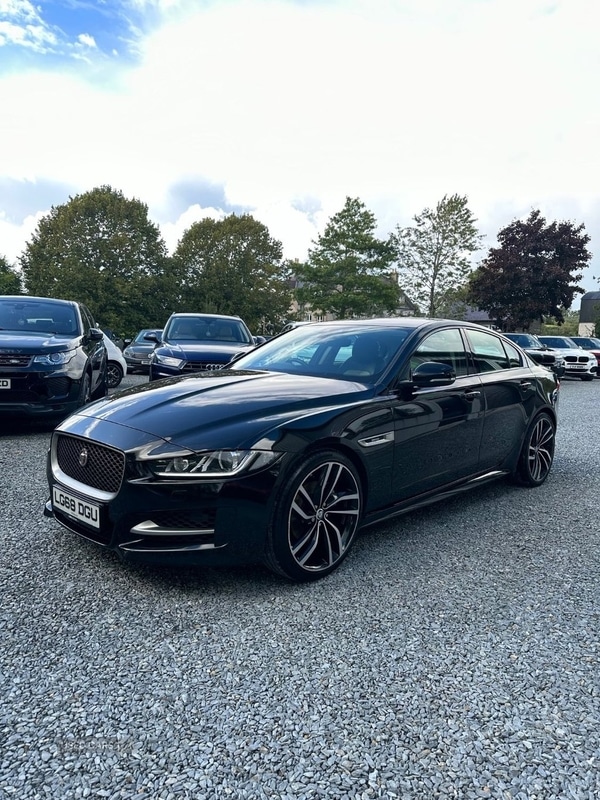 Used Jaguar XE 2018 for sale - 77575652: Photo 3
