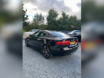 Used Jaguar XE 2018 for sale - 76014086: Photo