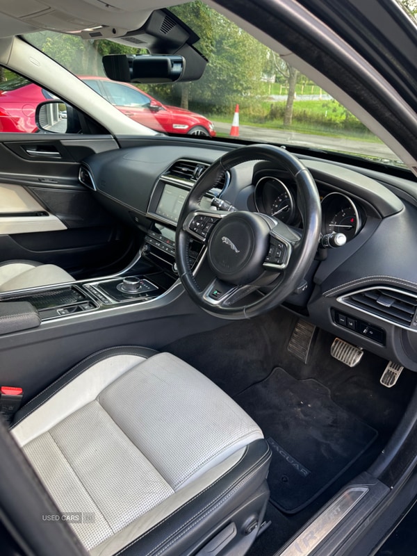 Used Jaguar XE 2018 for sale - 76014086: Photo 5