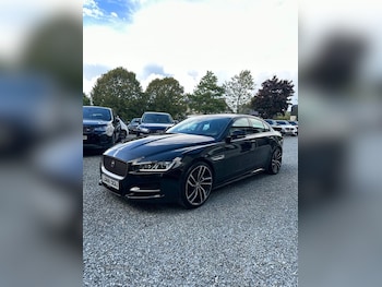 Used Jaguar XE 2018 for sale - 79083685: Photo