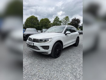 Used Volkswagen Touareg 2016 for sale - 79076468: Photo
