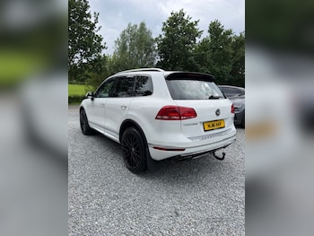 Used Volkswagen Touareg 2016 for sale - 79076468: Photo