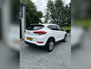 Used Hyundai TUCSON 2016 for sale - 76014191: Photo 2