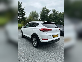 Used Hyundai TUCSON 2016 for sale - 76014191: Photo 4