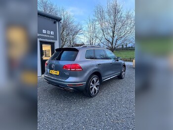 Used Volkswagen Touareg 2017 for sale - 77497714: Photo