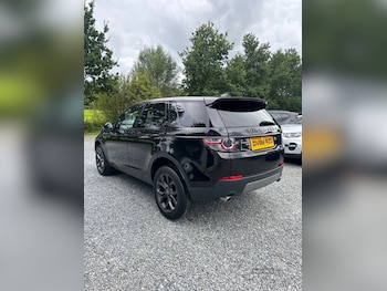 Used Land Rover Discovery Sport 2018 for sale - 78220518: Photo