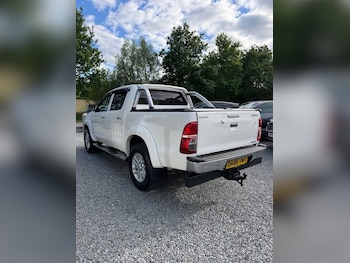 Used Toyota Hilux 2015 for sale - 79146447: Photo