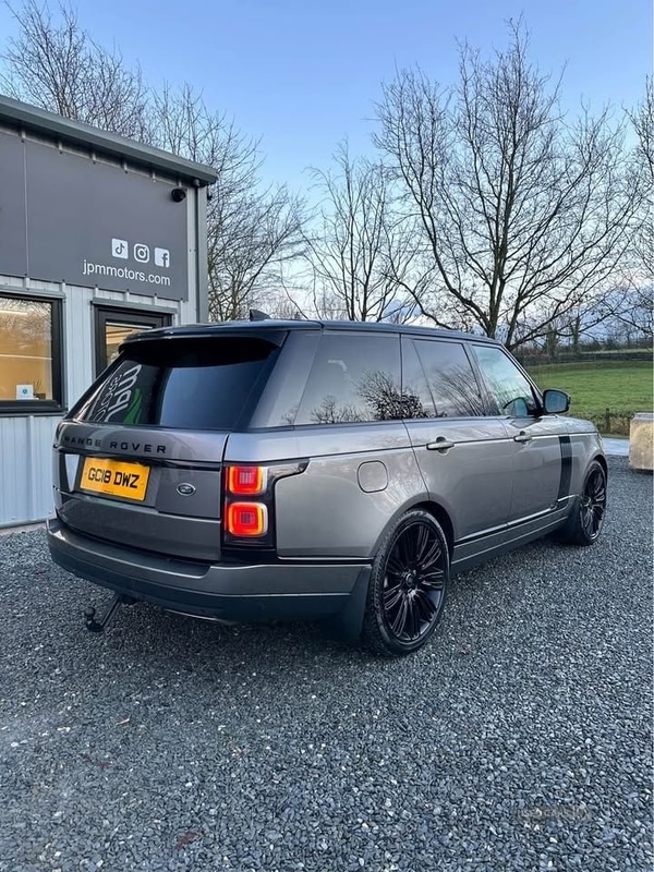 Used Land Rover Range Rover 2018 for sale - 77626530: Photo 2