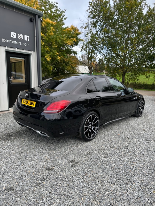 Used Mercedes-Benz C Class 2019 for sale - 76551543: Photo 2